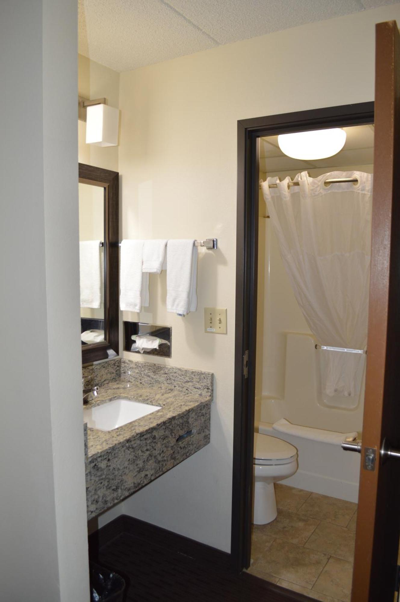 Americinn By Wyndham Spencer Extérieur photo